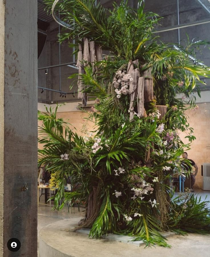 Large custom artificial tropical tree installation